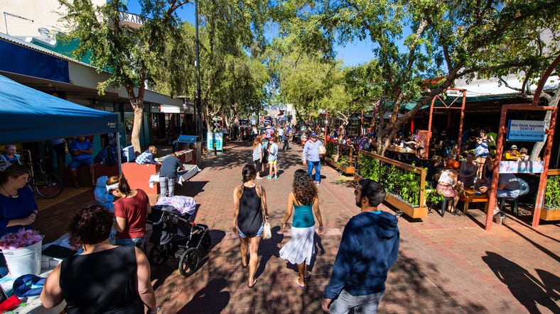 6-Todd Mall Markets Alice Springs