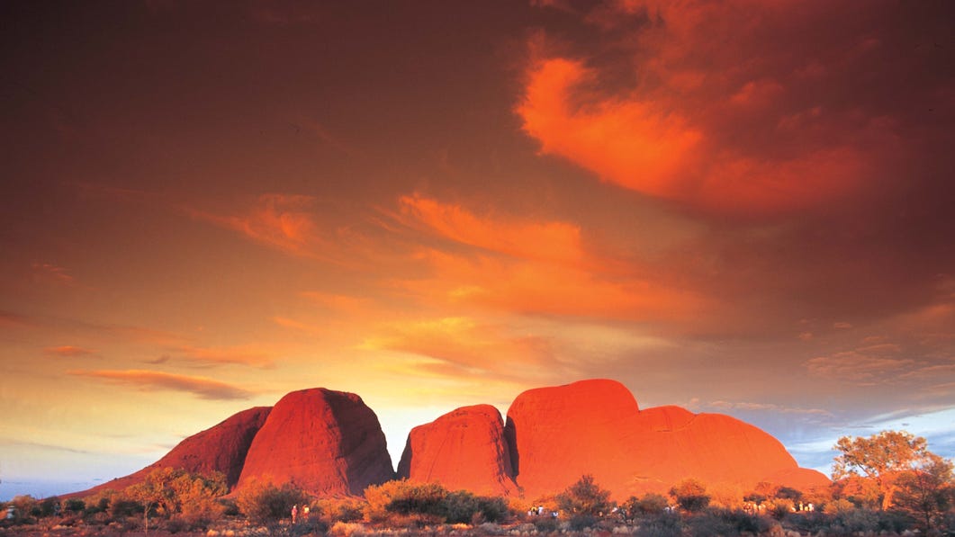 Kata Tjuta at sunset