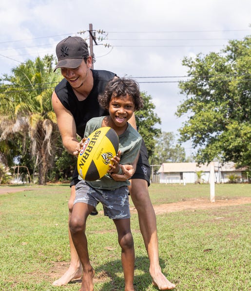 Daniel Rioli Tiwi Islands football2