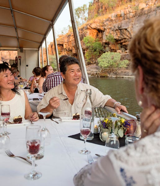 sunset dinner on the nitmiluk gorge