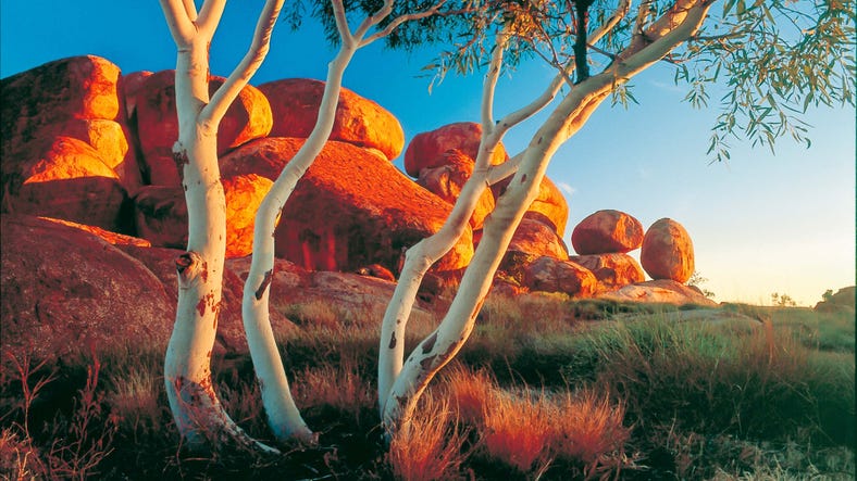5-karlu karlu devils marbles near tennant creek,-d-,jpg