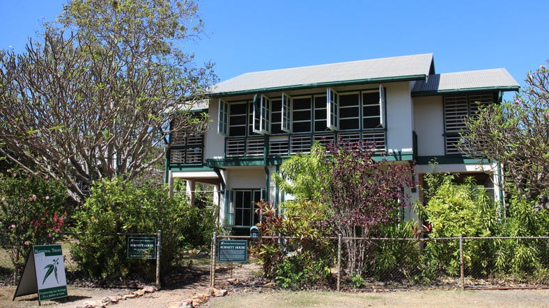 burnett-house,-d-,jpg