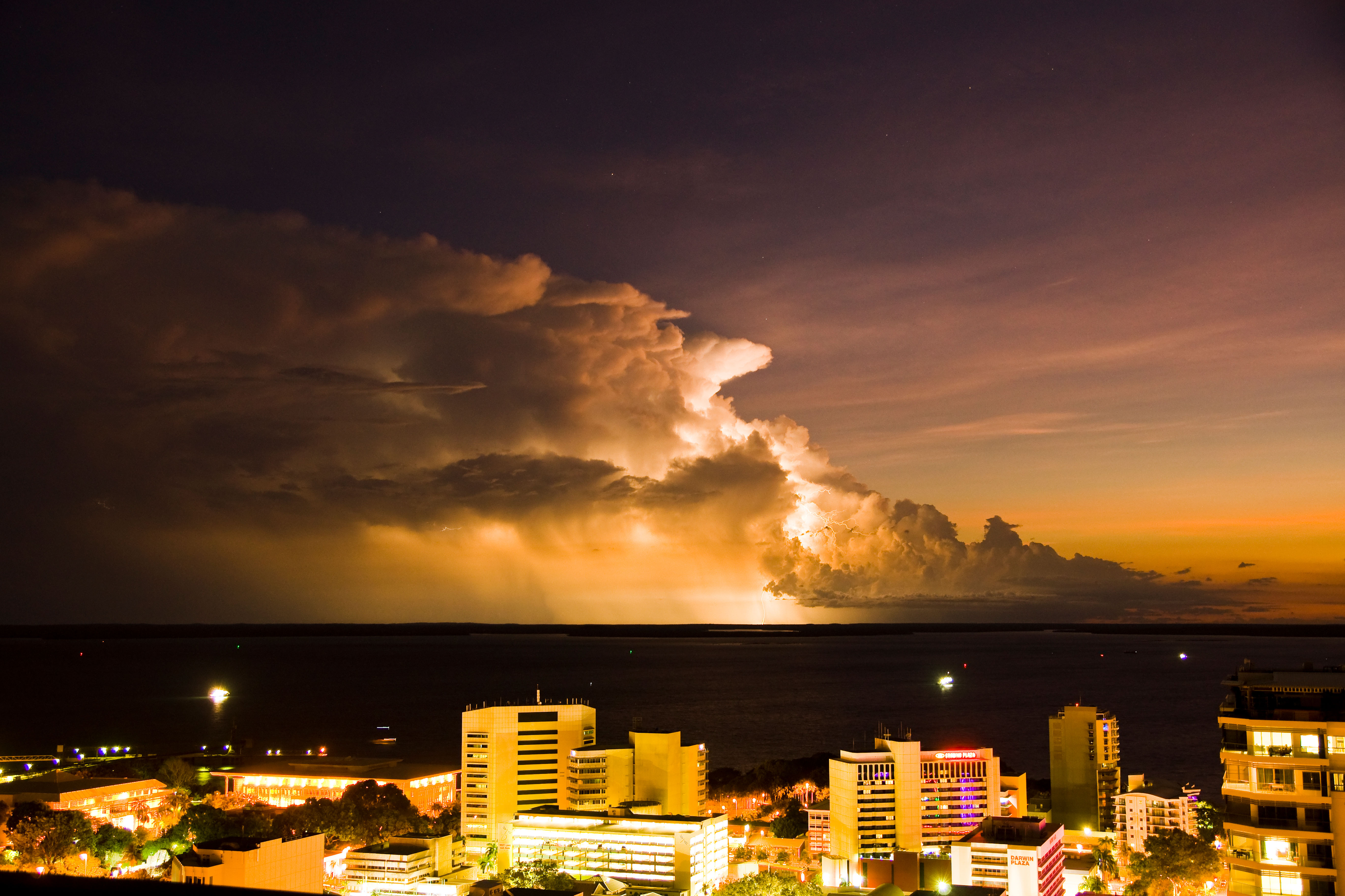 Cyclone Safety | Safety Information | Northern Territory, Australia